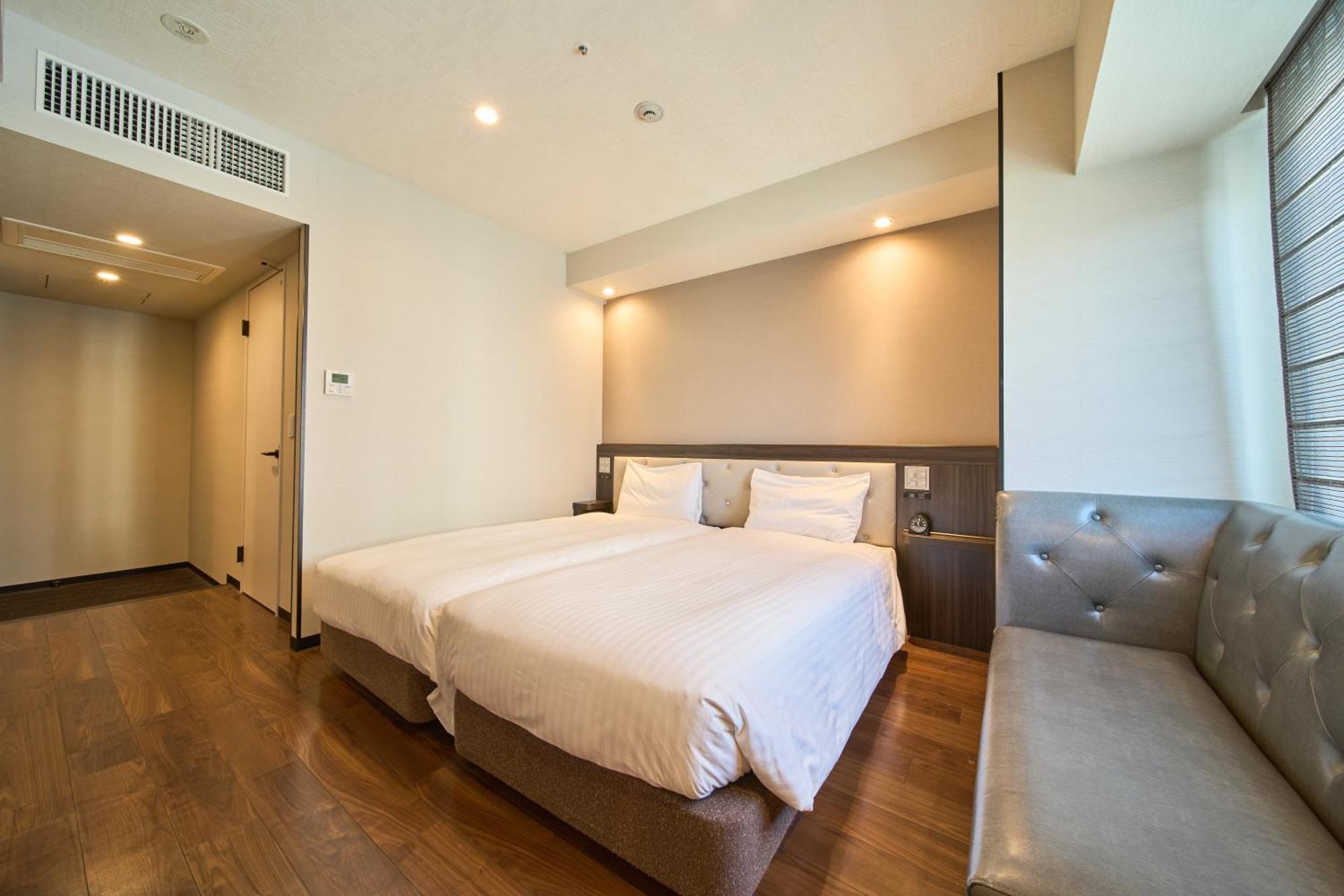 Via Inn Umeda โอซาก้า ภายนอก รูปภาพ