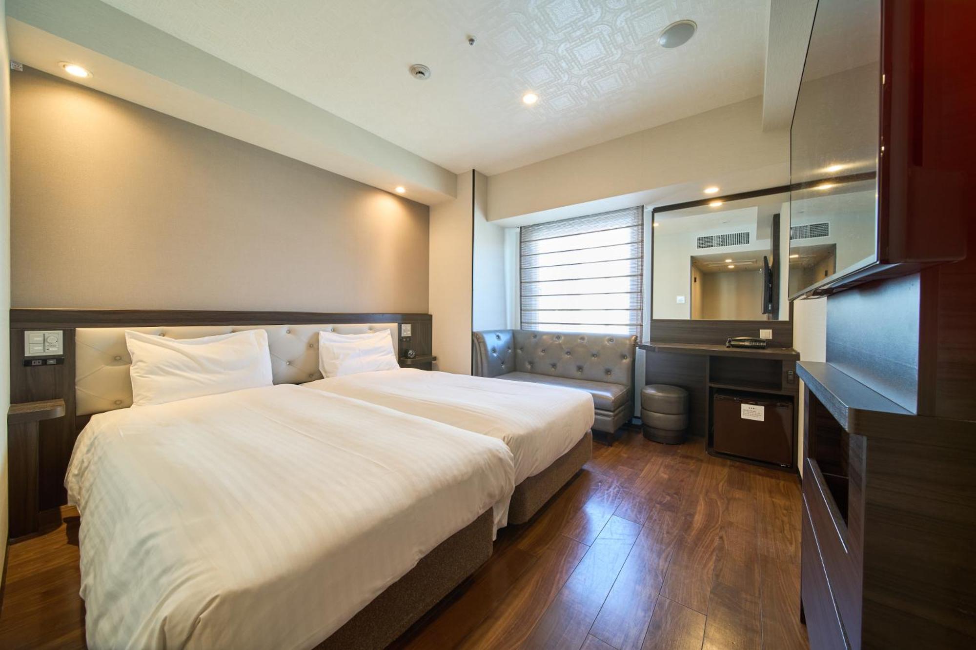 Via Inn Umeda โอซาก้า ภายนอก รูปภาพ